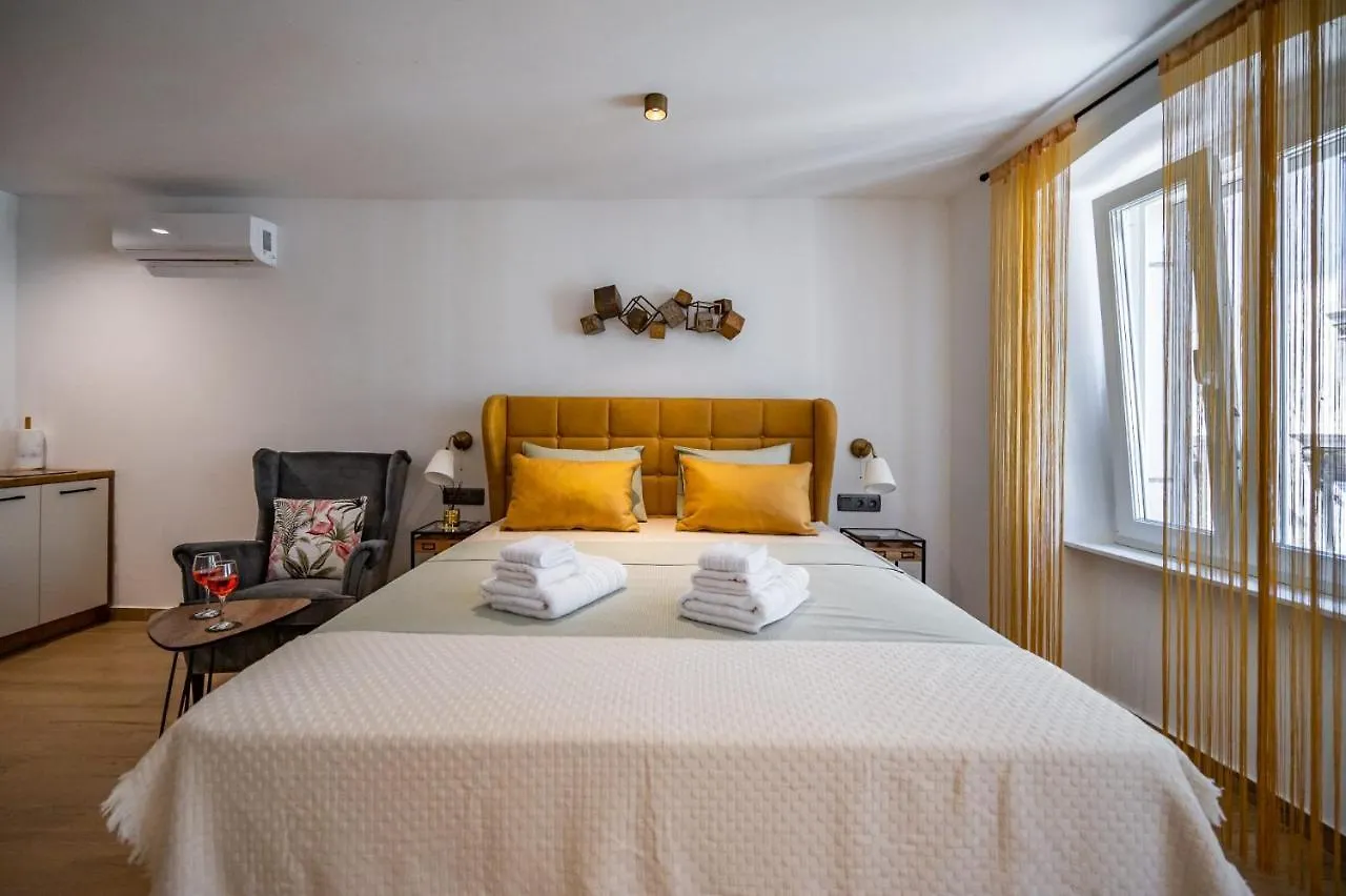 Apartments Portarata 1 location
