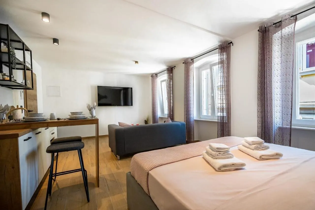 Apartments Portarata 1 Pula Croatia